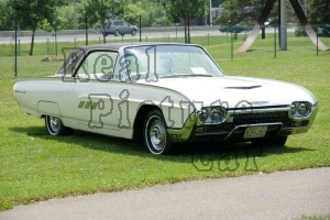 Ford Thunderbird